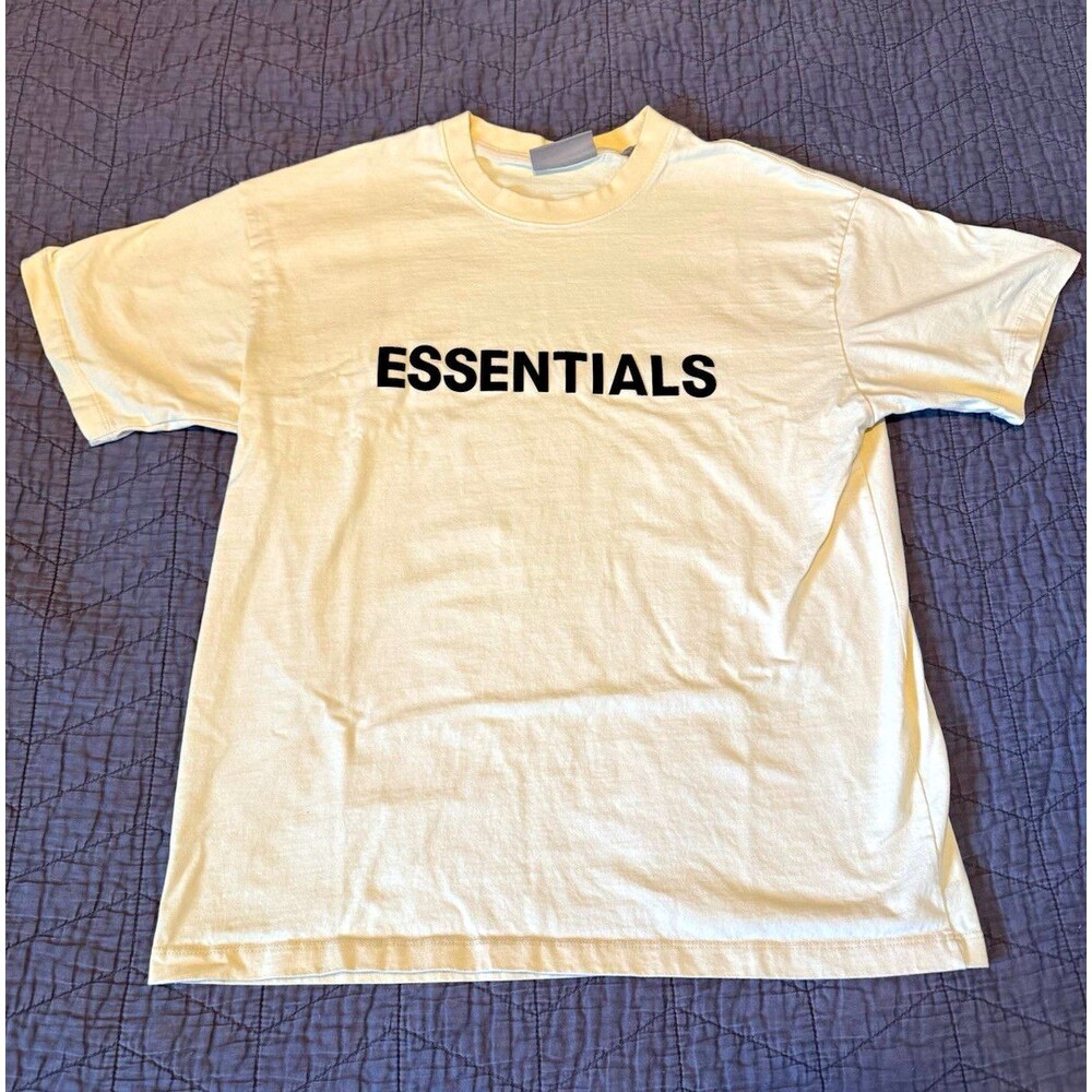 Essentials Men’s Cream Logo Crew Neck Short Sleeve Tee Sz M